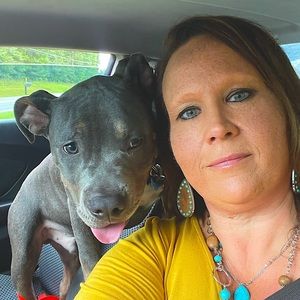 Meet your Posher, Anna